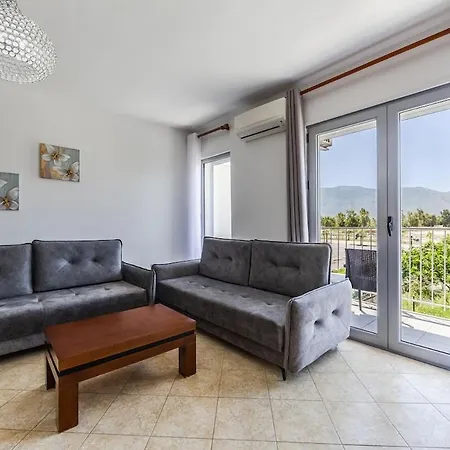 Beachside Retreat 2 By Pikhost אוריקום